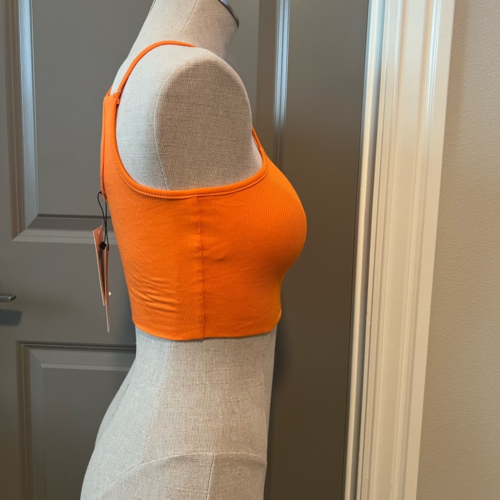 Tank top - Picture 2 of 3